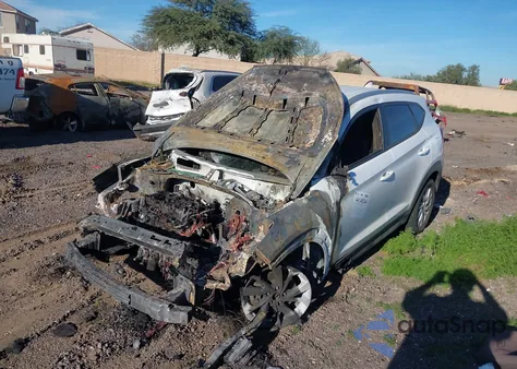 2021 Hyundai Tucson Value из США, поврежденный, VIN KM8J33A41MU293044